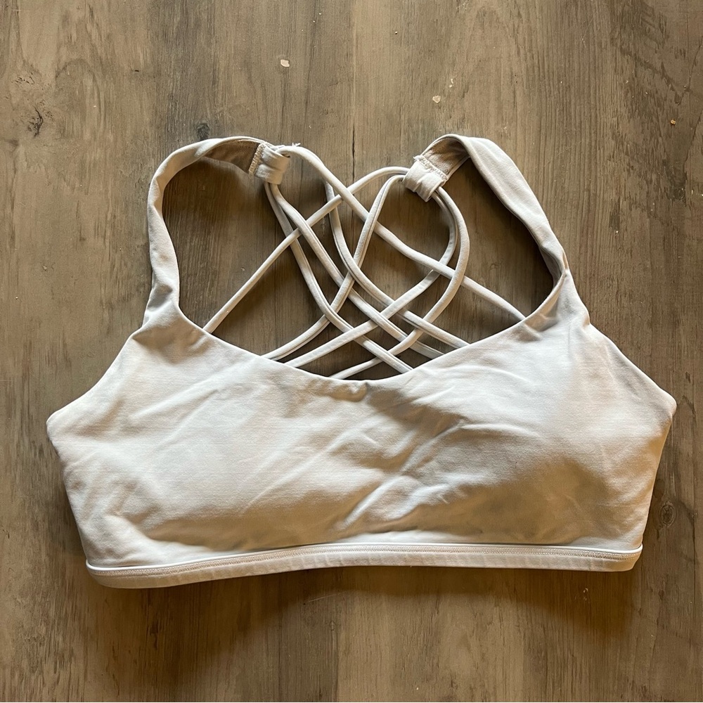 Lululemon Free to Be Wild Bra A/B Cup Size 8